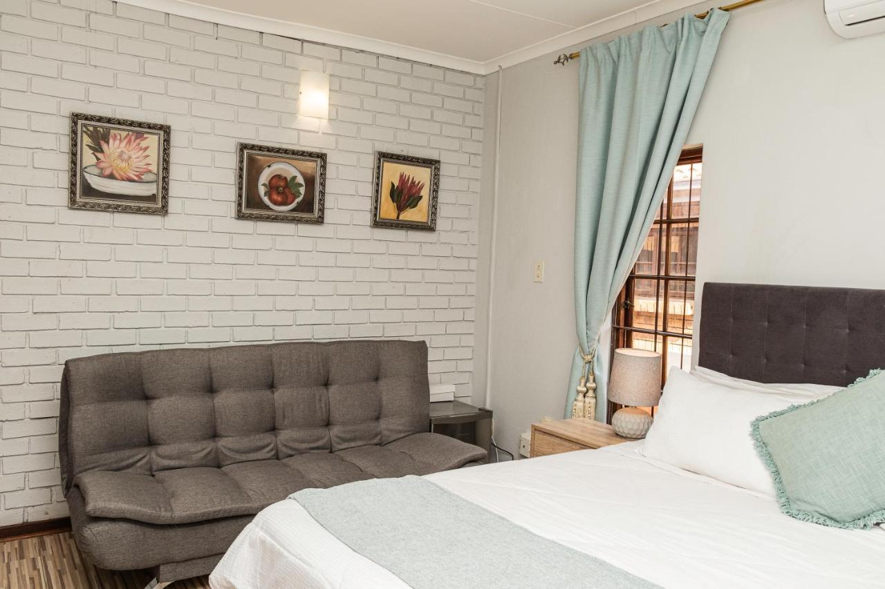 Mereke Manor Центурион Экстерьер фото